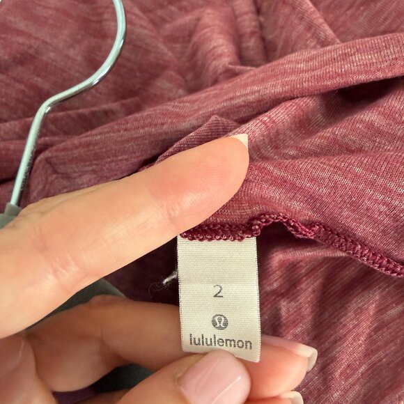 Lululemon Moment To Movement 2-In-1 Tank Heathered Misty Merlot - Picture 4 of 4
